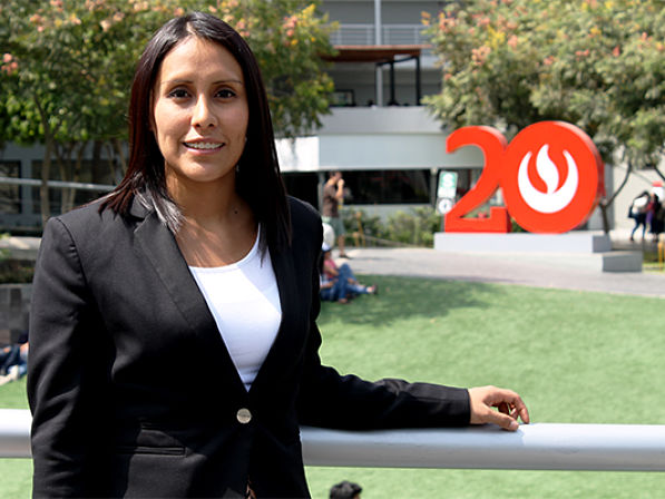Egresada de la UPC gana beca para el Programa de Jóvenes Líderes Iberoamericanos en España