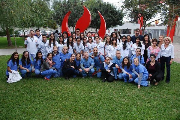 Carrera de Odontología UPC realiza trabajo en equipo con Odontólogos y estudiantes de Temple University USA.