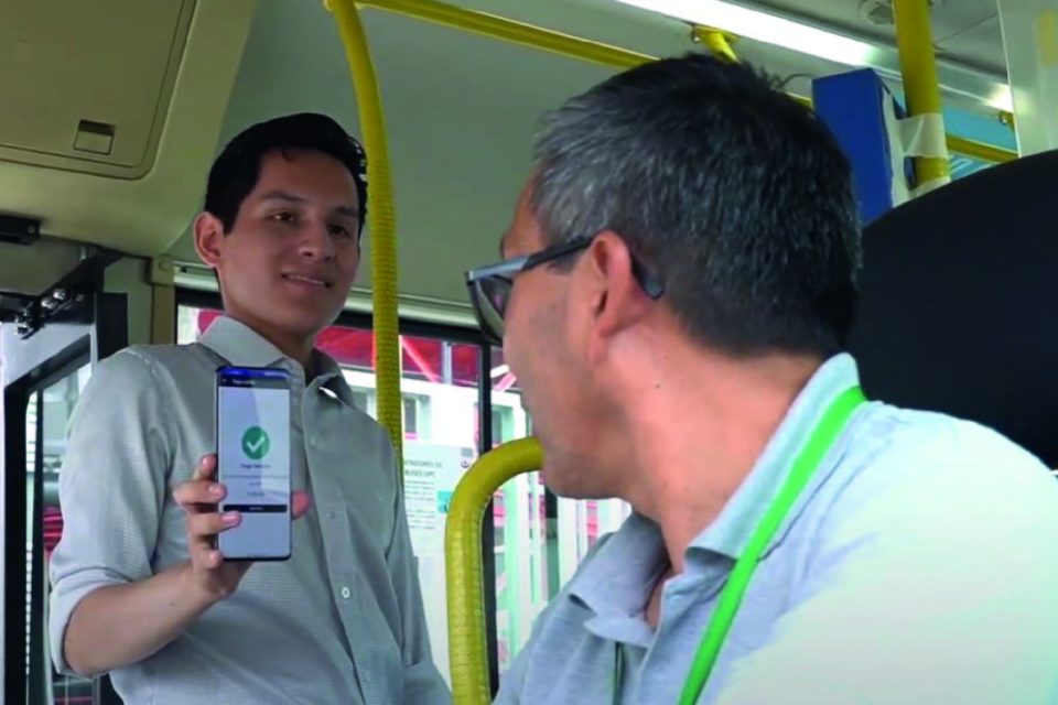 UPCinos crean aplicativo de pago inalámbrico para el transporte público