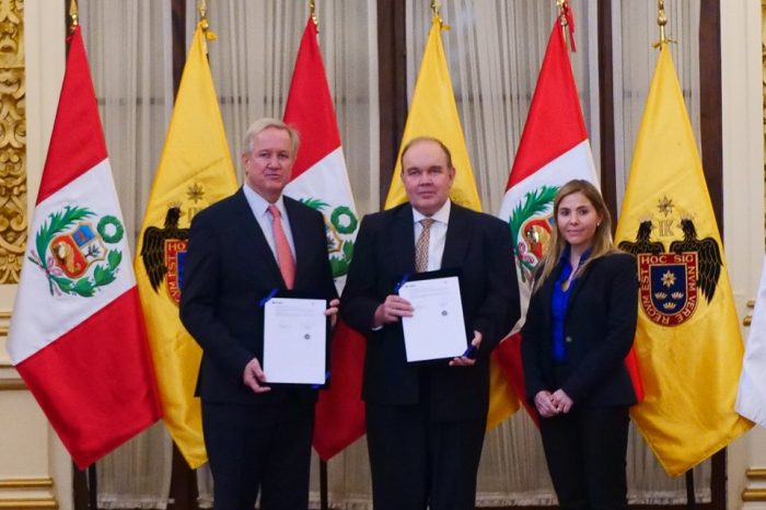 UPC y Municipalidad de Lima firman convenio para fortalecer la educación y fomentar la responsabilidad social universitaria